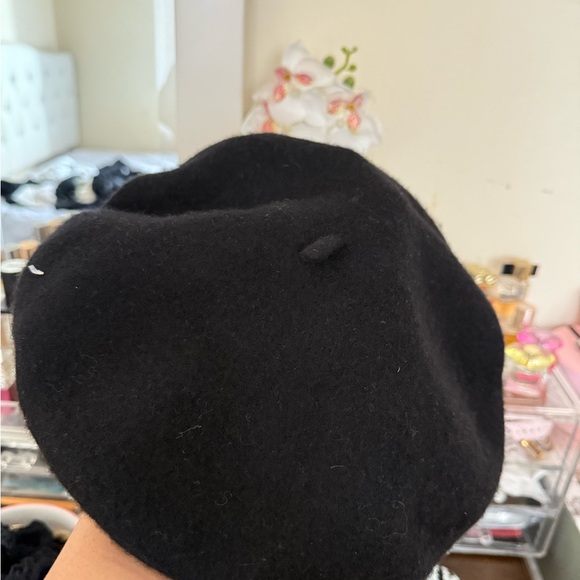 MICHAEL Michael Kors Classic Black Beret - Picture 2 of 5